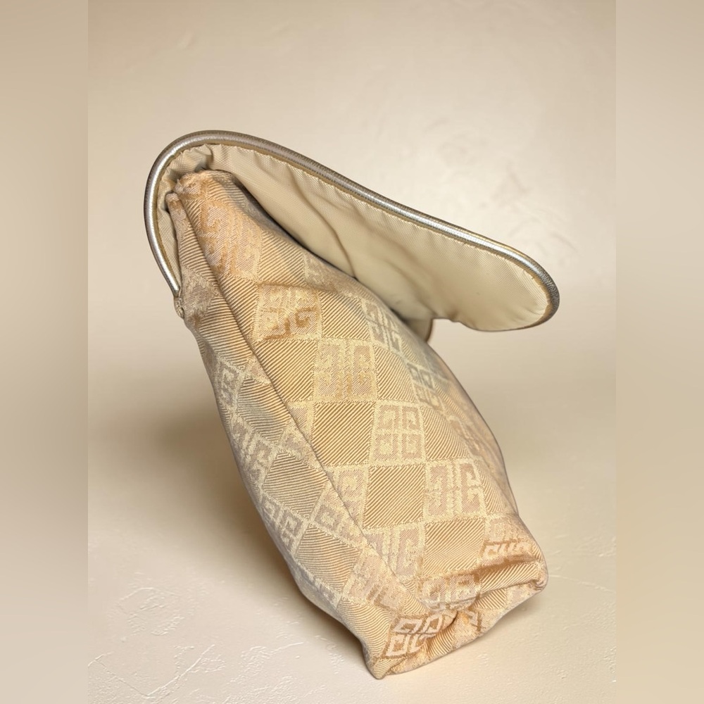 Givenchy Parfums 4G Monogram Clutch/Pouch/Beige & Gold Vintage - Picture 4 of 9